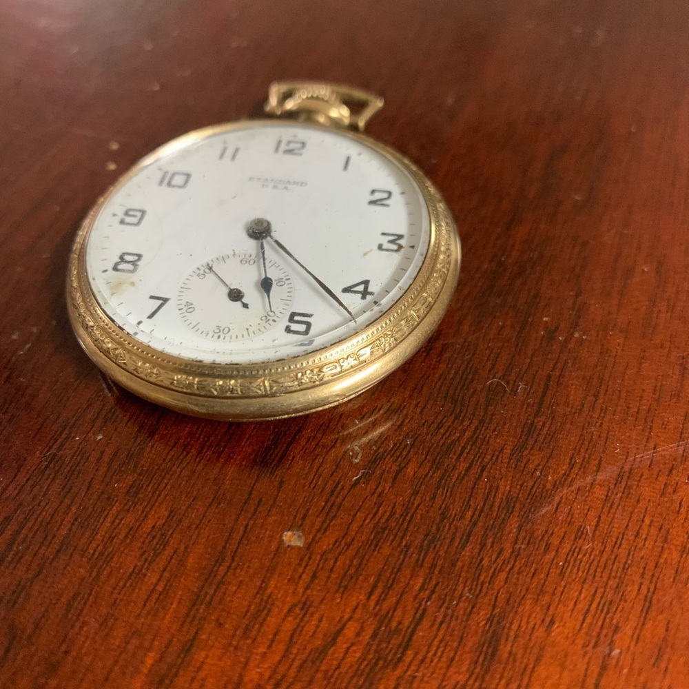 ANTIQUE GOLD POCKET WATCH - Picture 3 of 10